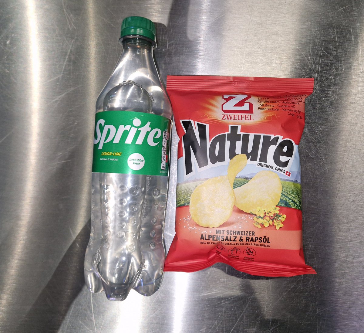 Flight delayed at Geneva Airport <a href="/jet2tweets/">Jet2tweets</a> <a href="/jet2tweetscc/">Jet2tweets Complaints Center</a> give all passengers 8 Francs towards light refreshments. This doesn't even cover the cost of a drink and a bag of crisps! #ripoff #cheapskates