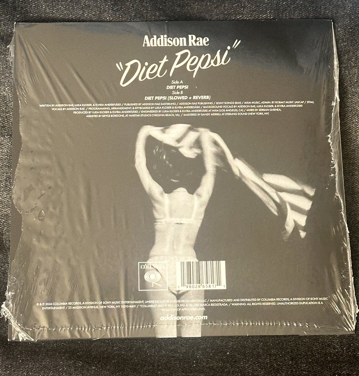 ANOTHER LOOK Addison Rae - Diet Pepsi • Signed Red 7