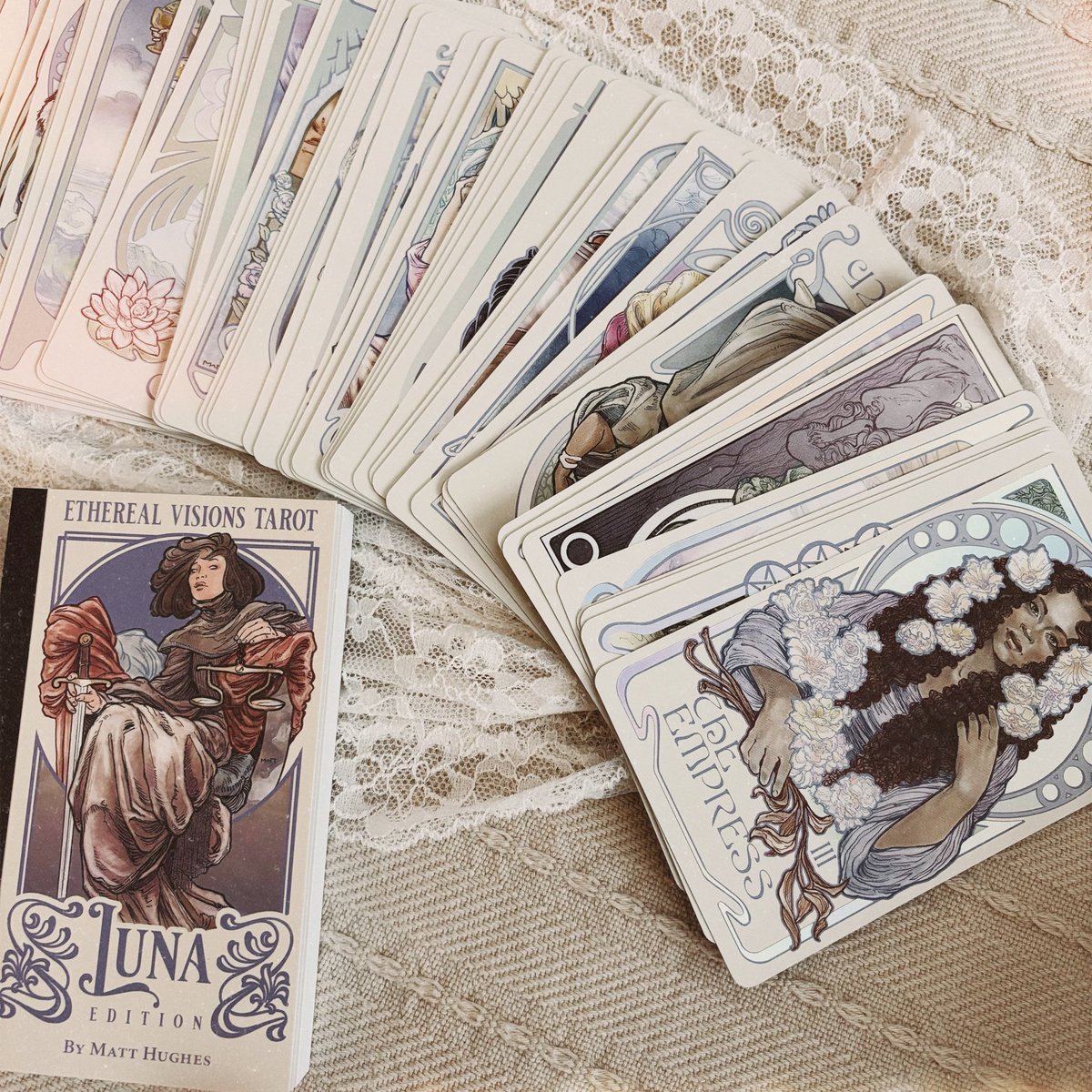 softwitchcraft's tweet photo. Anyone have a favorite go to tarot deck? Mine is Ethereal Visions. 🤭 #tarot #tarotreadings #witch #witchcraft https://t.co/EOlUuMnvPF