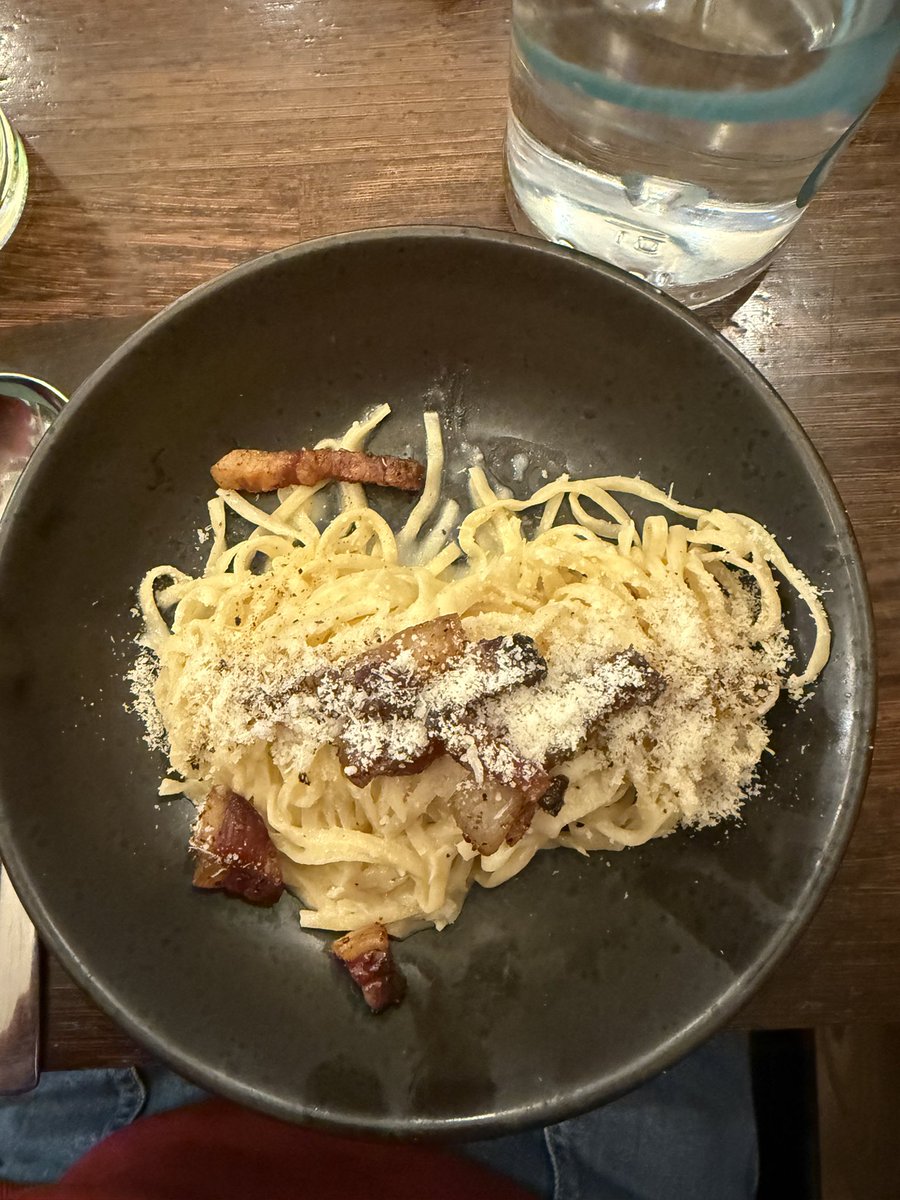 Psy13_'s tweet photo. A photo of my food. People make fun of people who take pictures of their food but I like it. It’s a reminder of the meal that I enjoyed or even just the experience with the people I was out with that day. I hate feeling judged for it because why can’t I? P.S. it was really good. https://t.co/hbCeqsLh7c