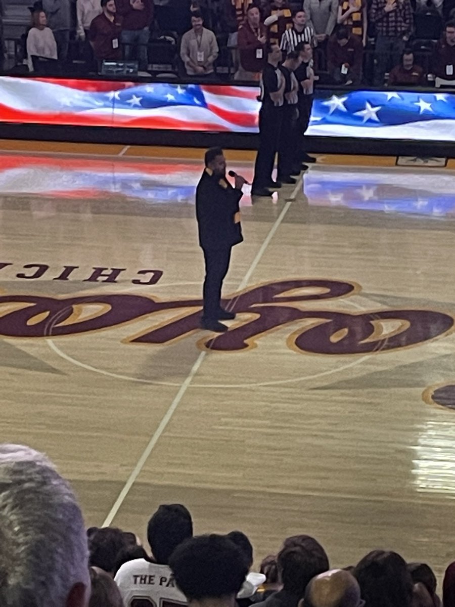 JC_ROBOT's tweet photo. You know the Rambler D is going to show up in first half when john Vincent sings the national anthem, @jorcubsdan https://t.co/vgnKEftKBM