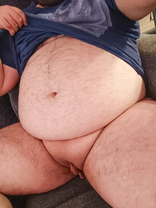 FTMSORA 🇨🇵🏳️‍⚧️🔞 FTM CHUBBY PORN - 🇬🇧 Do you prefer soft bellies ? 🇫🇷 Tu préfères les ventres moelleux ? More here : https://t.co/wtM6dMIpwC #ftmporn #transporn #porn #belly #chubby #hairy #pussy #dicklit https://t.co/cnOg2EYPMG