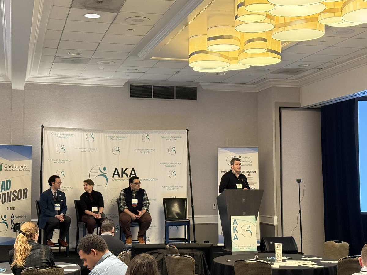 Great session by <a href="/b_alderman/">Brandon Alderman</a> <a href="/Ekkekakis/">Panteleimon ("Paddy") Ekkekakis</a> <a href="/liz_mullin/">Liz Mullin</a> @zachzenko