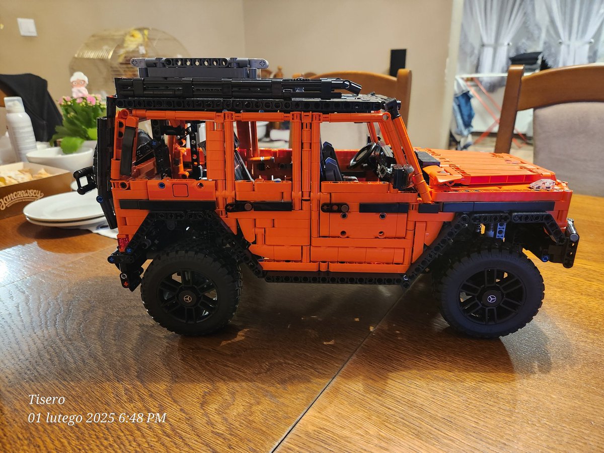 tisero_wolf's tweet photo. Mercedes G500 finally done https://t.co/xcWnwnb2Ty