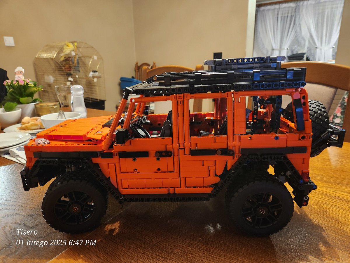 tisero_wolf's tweet photo. Mercedes G500 finally done https://t.co/xcWnwnb2Ty