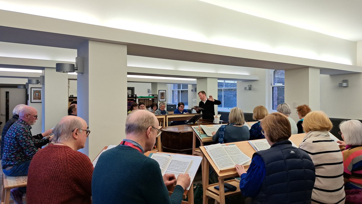 SalfordCathMus's tweet image. Lovely to welcome so many new faces to the Song School @SalfordCathedra today for our Palestrina 500 Choral Workshop with our Director of Music, Alex Patterson.
A joy to immerse ourselves in the music of Palestrina and make music together with some new friends.