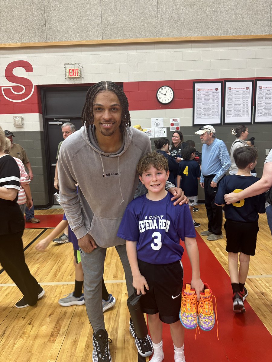 Jeb had 9 points, got a win, and had the best surprise from his favorite baller!!
<a href="/_MrDoWork/">MaCio Teague</a> 🏀