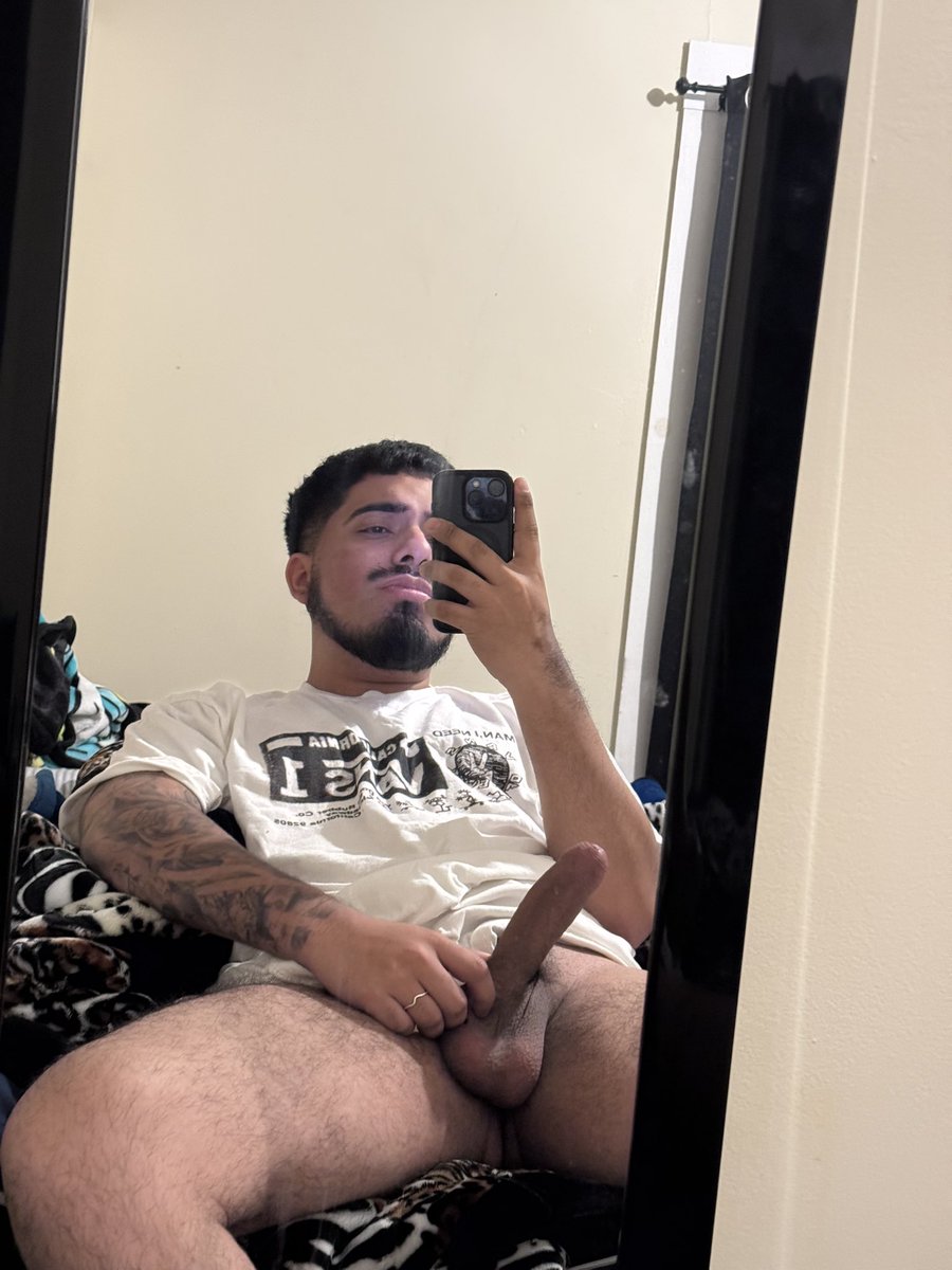 ⬅️ or ➡️

OnlyFans.com/UlisMansion