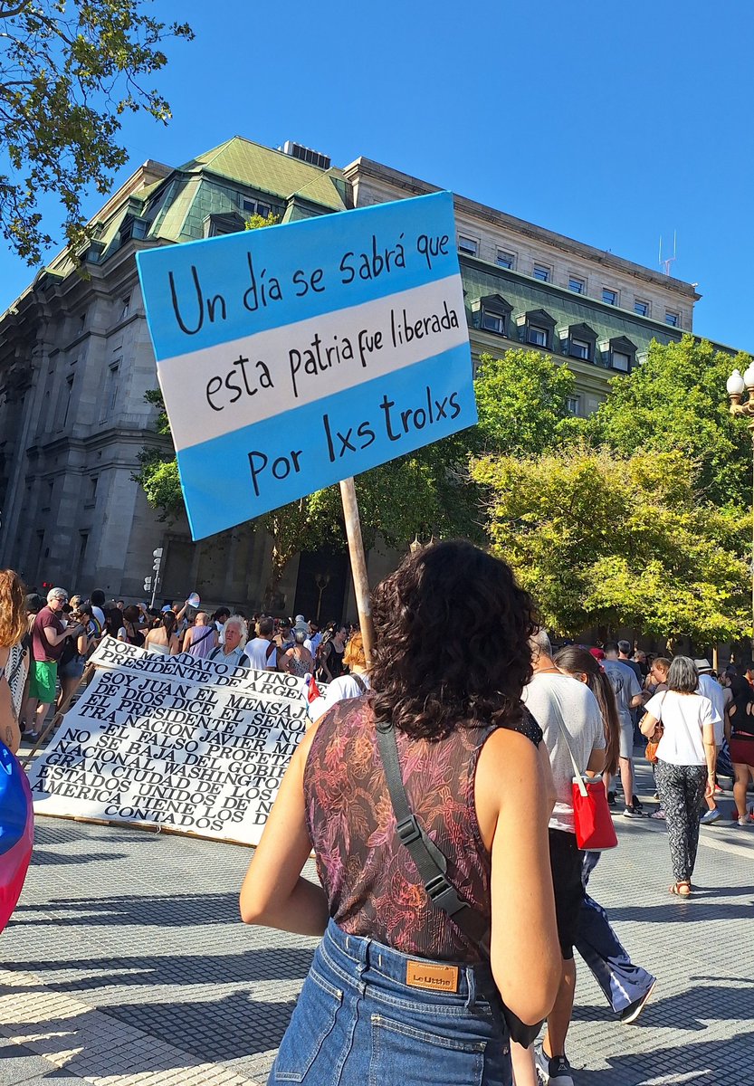 noelru11's tweet photo. ARGENTINA MI PAÍS 🏳️‍🌈🇦🇷

#MarchaDelOrgullo https://t.co/kPCYGP94bB