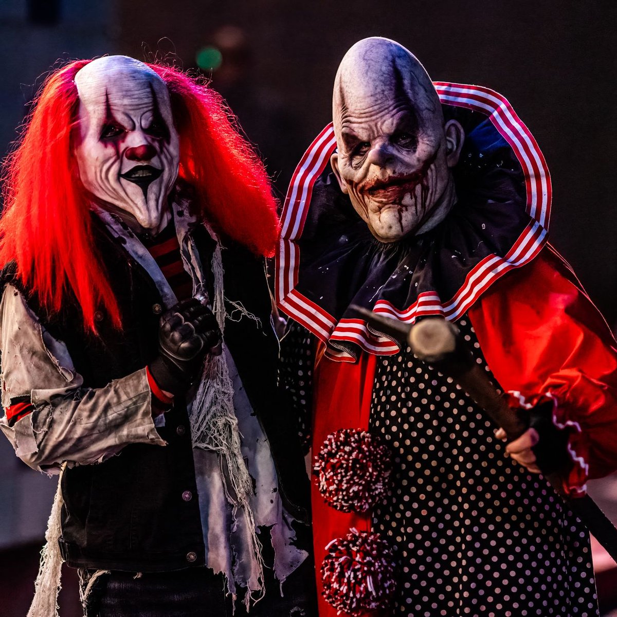 💔 Missed the early bird? Tickets are now $30, but the experience is priceless. Four haunted houses, countless monsters, and a chocolate box to remember it all by. #valentiesday #Hauntedhouse #Valentinesdate #Datenight #Girlsnight #Galentines