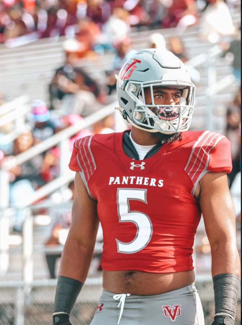 I am extremely blessed to receive my fifth offer from <a href="/VUU_Football/">Virginia Union Univ Football 🏈</a> <a href="/Coach_P_Herm_U/">Timothy Jean-Pierre 🇭🇹</a> <a href="/CoachChalmers08/">Coach Chalmers</a>