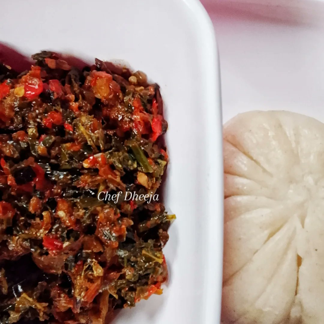 chefdheeja's tweet photo. Happy Blessed Month Foodies 🤍

Welcoming y'all to the month of February with a plate of vegetable soup a.k.a eforiro paired with semolina, hope you enjoyed it 😋😍😍 https://t.co/fxEoizVhvx