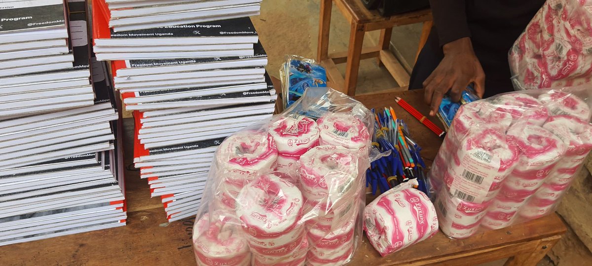 FreedomMove_Ug's tweet image. rather, it&apos;s a systemic issue that elevates one class over another. The profiting of education is symptomatic of every oppressive system that trades the future of the young generation to serve its vested interest. We reject it!
#FreeEducationProgram
#ConstructiveResistance