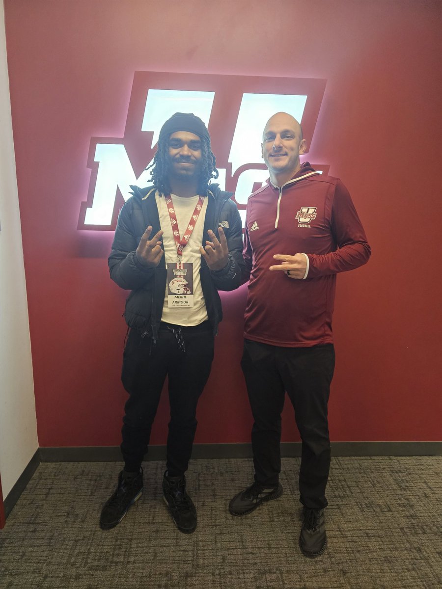 Mekhi Armour tweet media