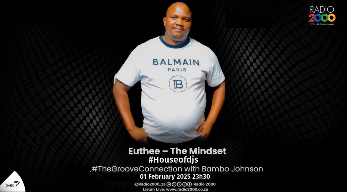Radio2000_ZA's tweet photo. #TheGrooveConnection #HouseofDJs - tonight your host is Euthee - The Mindset πΆππΎβ€οΈπ₯π₯π₯
@bambo_johnson @euthee2 https://t.co/6dLD0gH28C