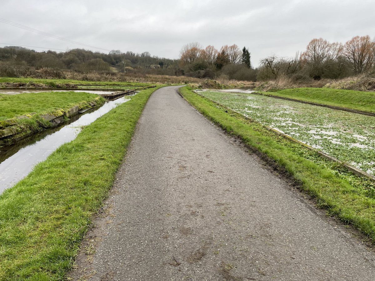 splashmaps's tweet image. Just enough time this morning to plan &amp;amp; ride a 22miler. Plan took 2 mins, #splashmaps &amp;amp; a pen. splash-maps.com/shop/south-dow… The ride 1 chilly overcast beautiful day in @VisitHampshire #Alresford  @Sustrans #route23