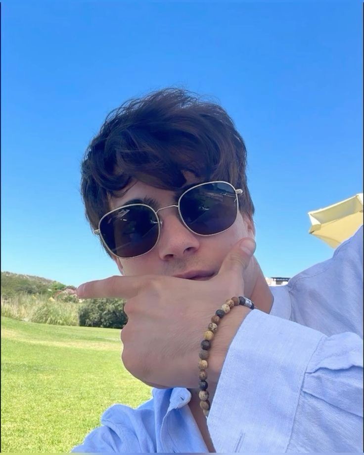 ⠀
⠀
⠀ ㅤ𝐢𝐧𝐭𝐞𝐫𝐚𝐜𝐭𝐢𝐨𝐧  𝐜𝐚𝐥𝐥,  multiverse and horror rp .
⠀
——  𝐦𝐠  para  una  mención  random.

——  𝐫𝐭  para  llegar  a  más  gente.

⠀ ㅤ⠀(  Only Mutuals )⠀
⠀⠀