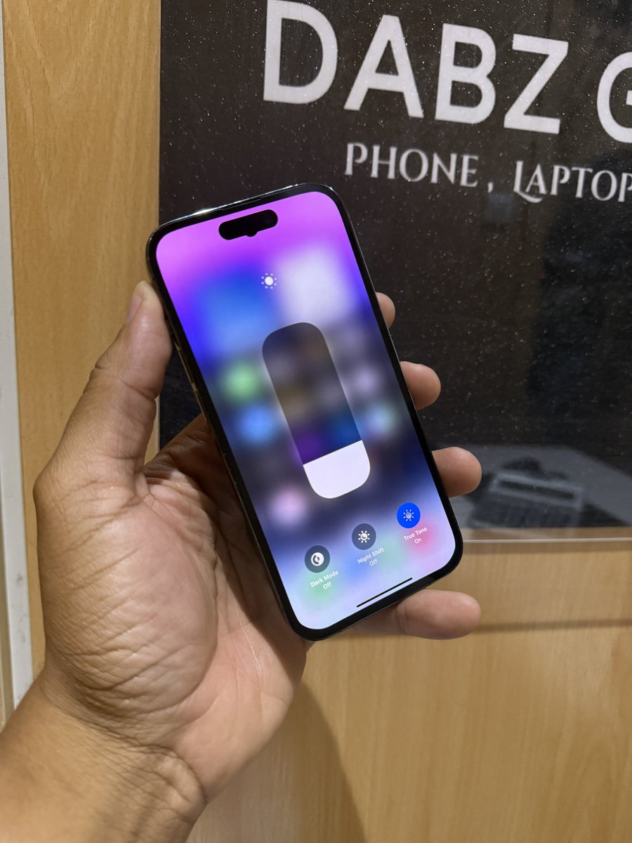 dabz_global's tweet photo. Deal‼️ Clean iPhone 14 pro 256gb with 100% battery capacity. Screen and all parts are original! Face ID and everything works great! INK ONNTOO SPOT ‼️‼️ PLEASE SEE PICTURE ‼️‼️

Price: N750,000

Account: 8232100166 Dabz Global Biz Ven  Moniepoint #AbujaTwitterCommunity https://t.co/vSdPxV2auu