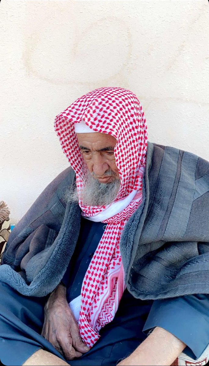 إنا لله وإنا إليه راجعون

نعزي أنفسنا ونعزي قبيلة الشلاوى كافة في وفاة ابن العم المغفور له بإذن الله تعالى الشيخ/سعد بن عواض بن خنيفس الشلوي رحمه الله وغفر له وأسكنه فسيح جناته

الصلاة على الفقيد غداً بمسجد العباس بعد صلاة الظهر والدفن بمقبرة خثى والعزاء في الخيالة بجوار المستوصف