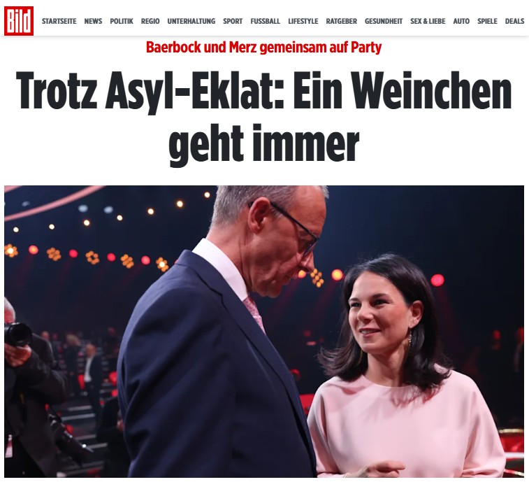 GRosenhainer's tweet photo. Ein Weinchen geht immer.

In der deutschen Sprache gibt es schöne Worte dafür.
Die fangen mit "Ver" an und enden mit "ung".
#Absprachen #GemeinsameParty #Einheitspartei #Altparteienblock
https://t.co/lcVbCezIL5 https://t.co/nTcavWt937