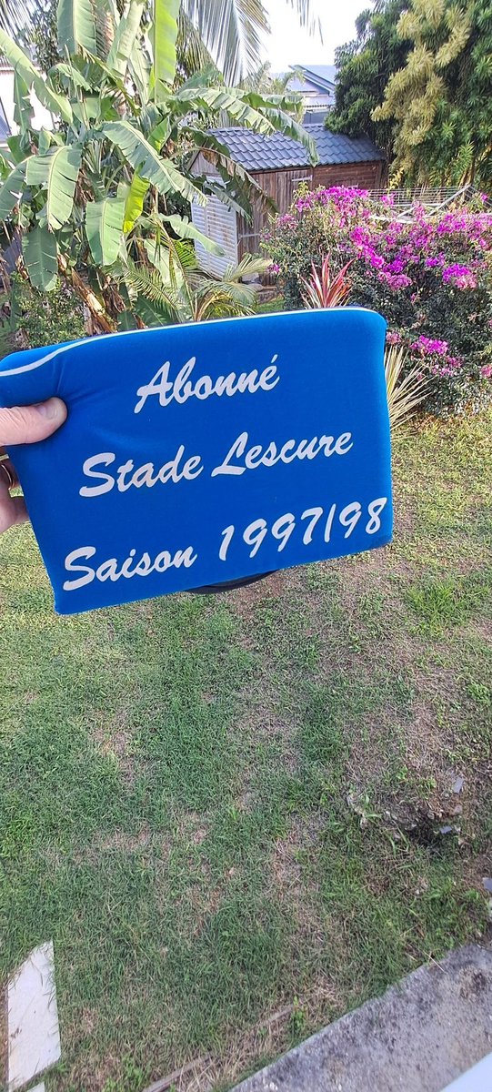 87Ultramarin's tweet image. Allez Bordeaux ❤️ 
#papy #persillon