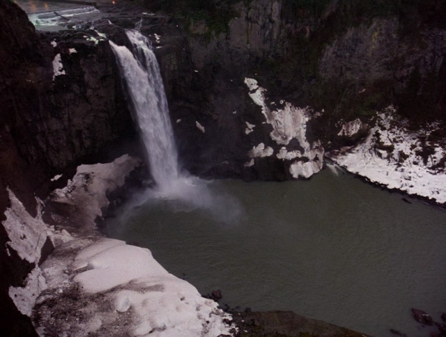 Twin Peaks: Pilot (1990) dir. David Lynch