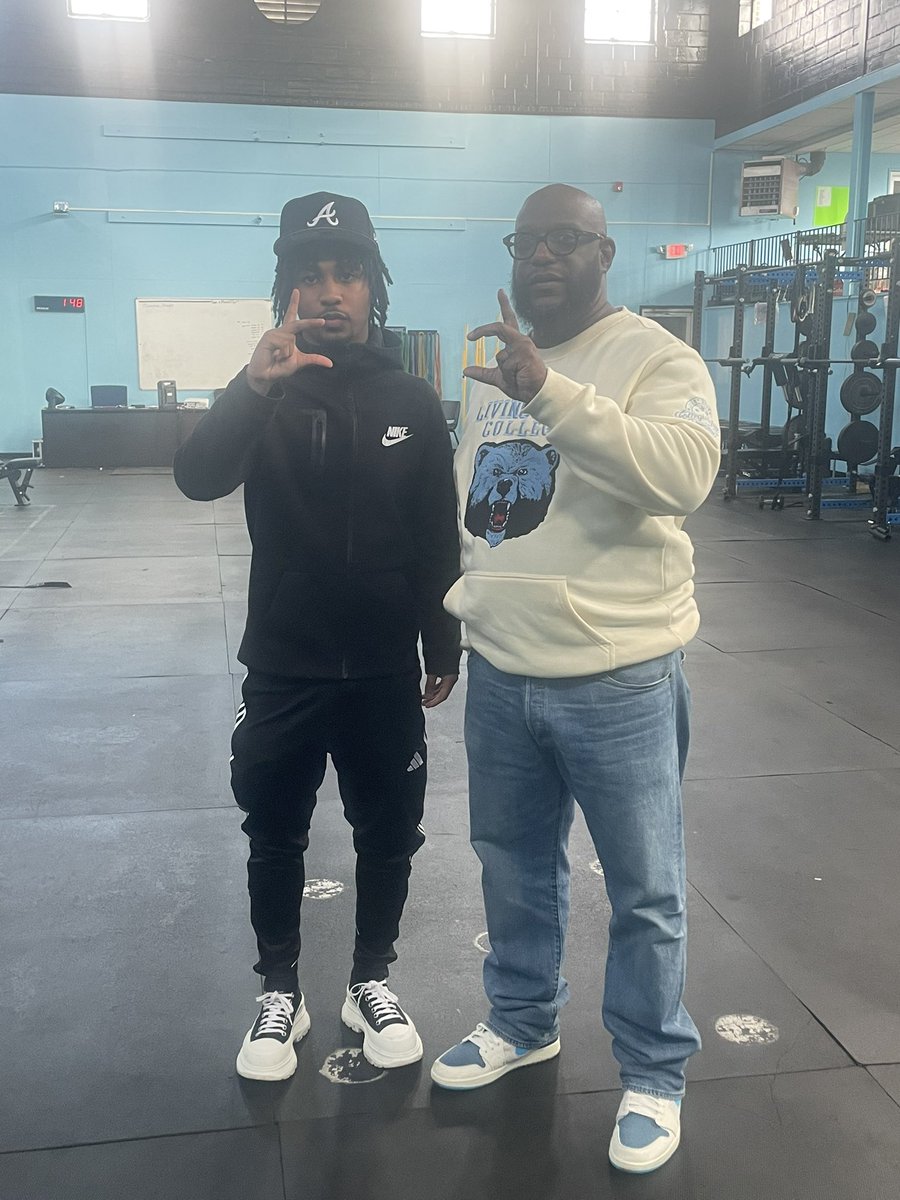 Tremain Burns (@tremainburns) on Twitter photo Had An Amazing Visit today at livingstone <a href="/CoachWTrenchMob/">Coach Dr. Mark A. Williams Jr. 🤘🏾</a> <a href="/Livingstone_Fb/">Livingstone College Football</a> #bluebears <a href="/SalemHSFB/">Salem High School (Conyers) Football</a> <a href="/BallCoachNeal/">Damani Neal</a> Had An Amazing Visit today at livingstone <a href="/CoachWTrenchMob/">Coach Dr. Mark A. Williams Jr. 🤘🏾</a> <a href="/Livingstone_Fb/">Livingstone College Football</a> #bluebears <a href="/SalemHSFB/">Salem High School (Conyers) Football</a> <a href="/BallCoachNeal/">Damani Neal</a>