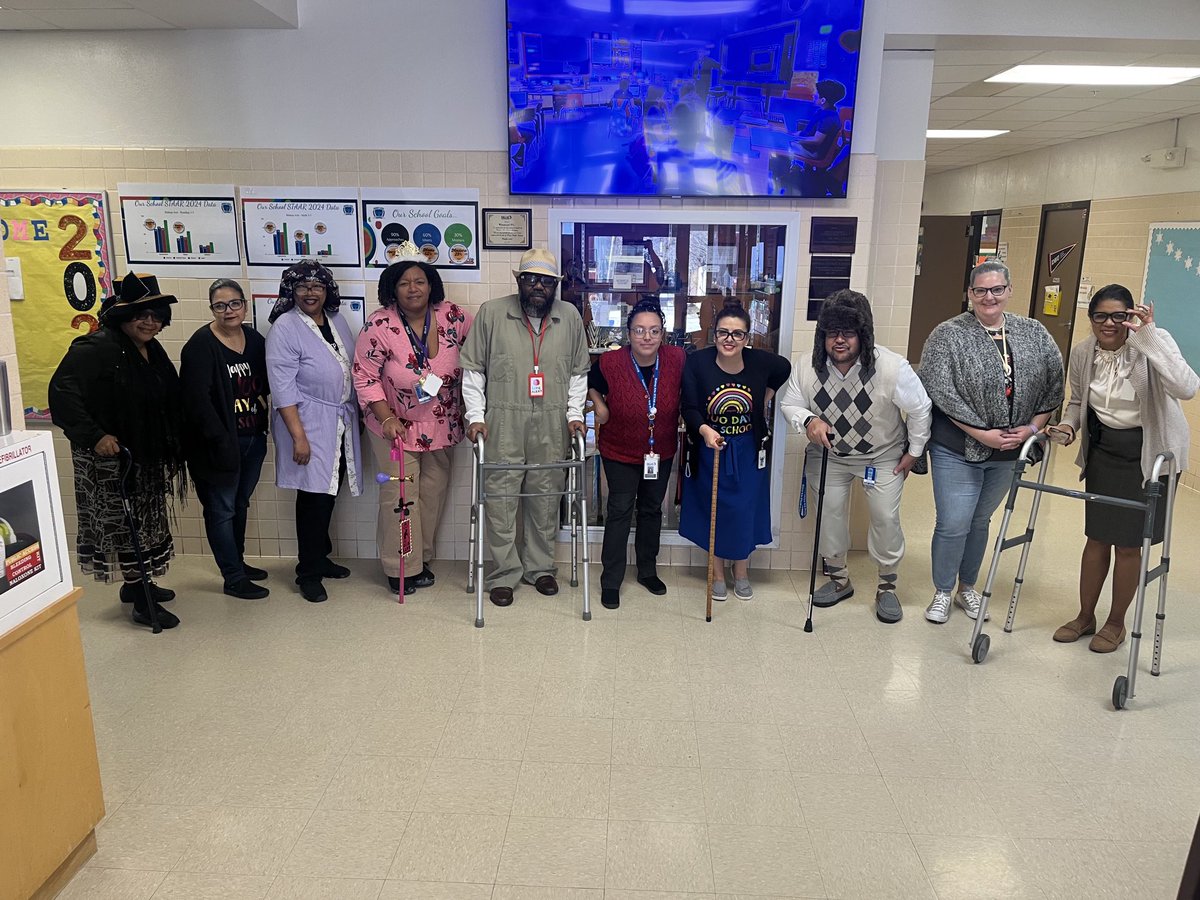 Bishop Arts STEAM Academy (@bishopartssteam) on Twitter photo 🎉100 days of learning, growth, and memories! Check out the 2nd grade 100th day STEAM project. Great work from our young innovators! 💯
#WorkingHarderGettingSmarter!#Region1Excellence
<a href="/LourdesGarduno3/">Dr. Lourdes Garduno</a> 🎉100 days of learning, growth, and memories! Check out the 2nd grade 100th day STEAM project. Great work from our young innovators! 💯
#WorkingHarderGettingSmarter!#Region1Excellence
<a href="/LourdesGarduno3/">Dr. Lourdes Garduno</a>