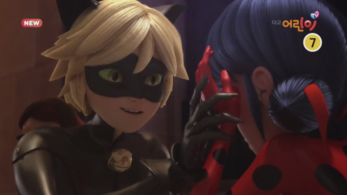 레벅이 힘들어할 때 항상 옆에는 >>블랙캣<< 이 있었어…  어디든 언제서나 레벅이 항상 우울해 있을 때 괜찮다고 말해주는 사람은 항상 >블랙캣< 이였다는 게 너무힘들어