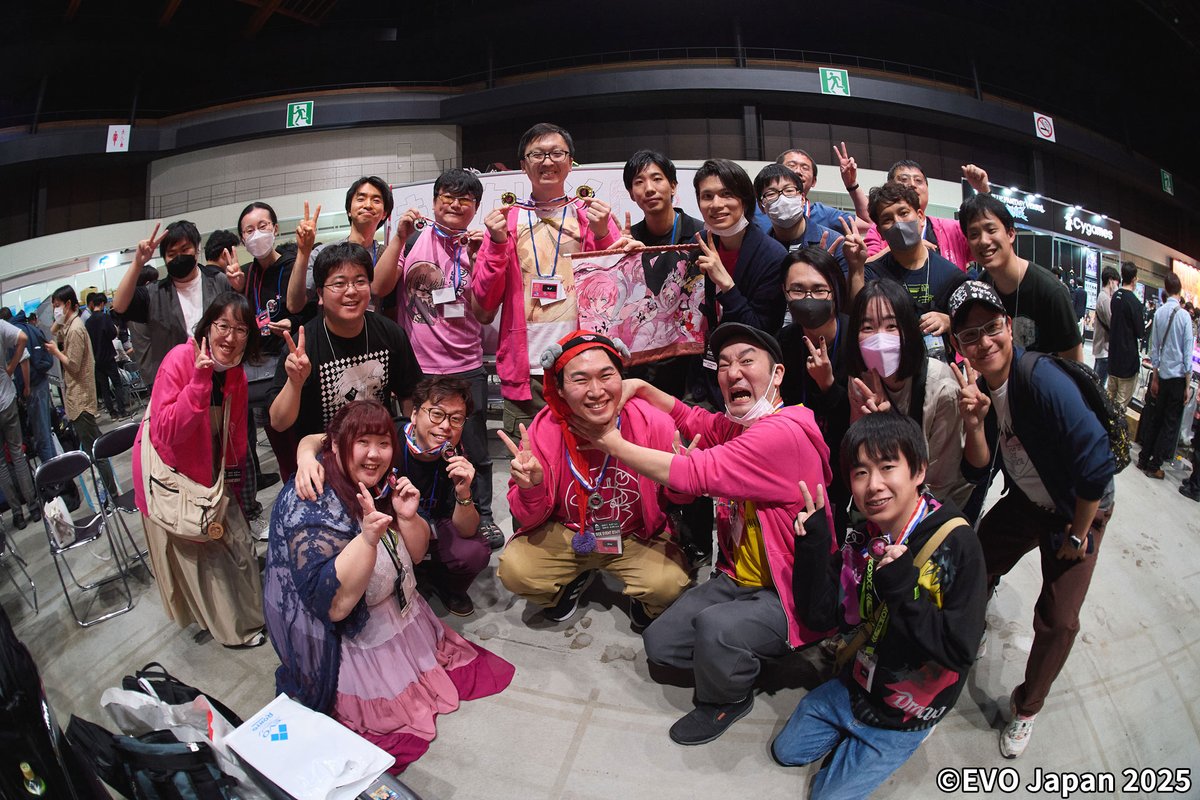 evojapan_info's tweet photo. 📢＜サイドイベント応募締切まであと1️⃣日 

パブリッシャーも注目するデカいオフ会 #EVOJapan2025 🎮️ 愛してやまないタイトルで集まろう。号令をかけるのはアナタだ👊

#EVOJ25 https://t.co/YfcVbAiWXi