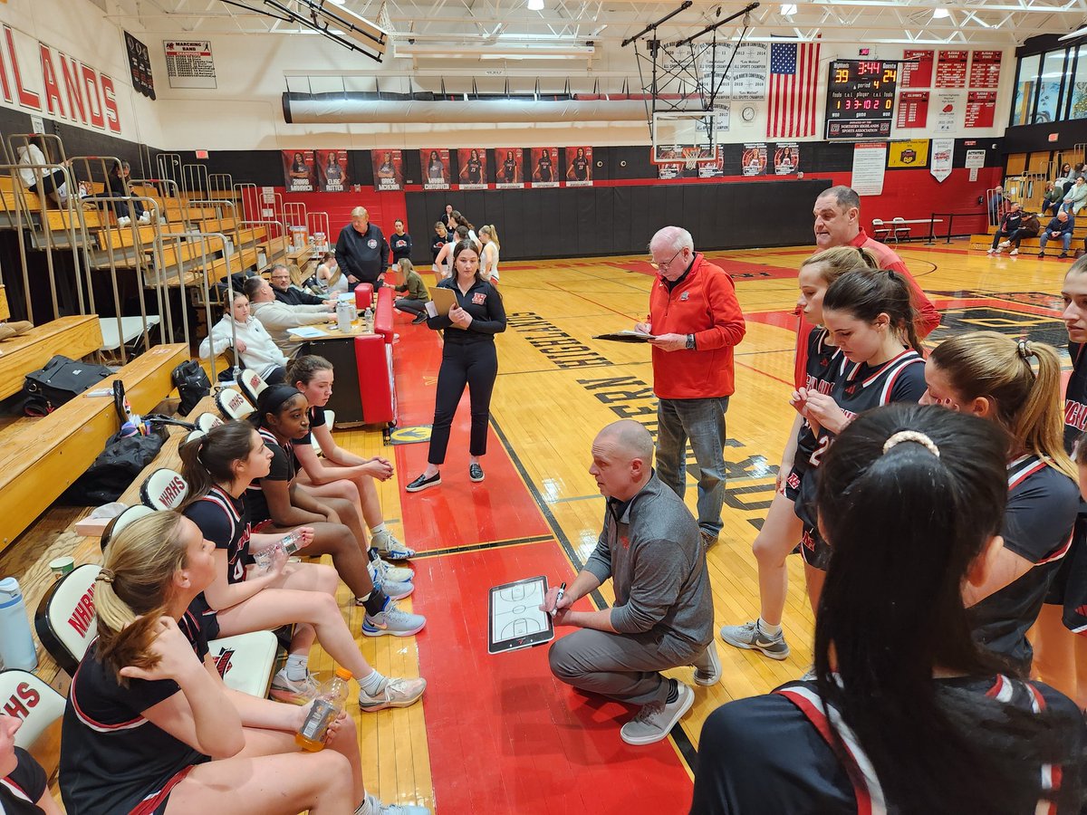🔴 <a href="/NH_ghoops/">Northern Highlands Girls Hoops</a> led coast to coast in tonight's 46-28 win to advance in BIT play 
🏀 Well done ladies!
⚫️ <a href="/nhrhs1/">NHRHS</a> <a href="/NHSportsAssoc/">NHSA</a> <a href="/BCWCA1/">BCWCA</a>