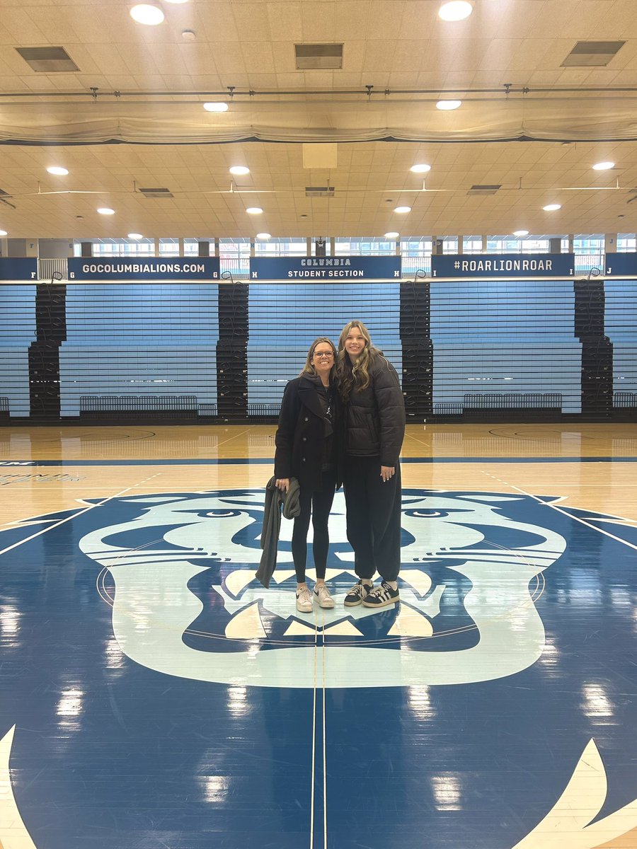 calliehinder's tweet image. Huge thank you to @CUCoachG, @CUCoachTy, @CyLippold and @ABassetti for letting us watch @CULionsWBB practice and giving us a tour of the beautiful campus!