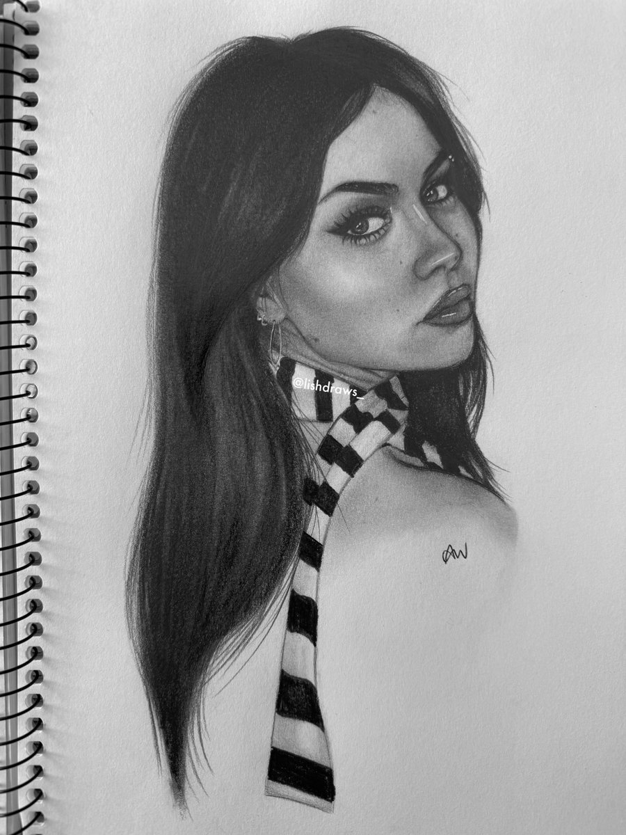lishdraws_'s tweet photo. @tarayummy ✨🩶
-
I finished this drawing so quickly! What does eveyone think? :)
#tarayummy #drawing https://t.co/nYsta4E7rs