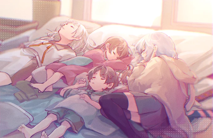 これは描いたまま放置していた洗濯ものに埋もれて昼寝する星月 