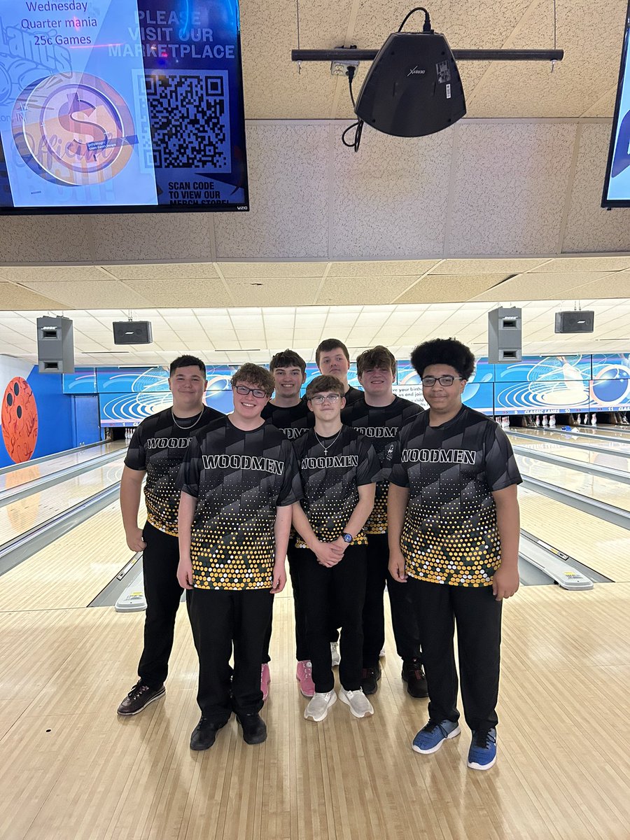 bmalekog52's tweet photo. The clock struck midnight on this cinderella story. The boys team far exceeded all expectations this year but fell short of advancing to State

2025 Sectional Champions
Semi-State qualifiers
(Both firsts in school history)
@Gwoodathletics https://t.co/Ogcb81s6Fh