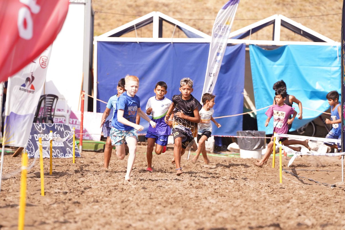 🏃‍♂️Cross Infantil de Verano en Playa Varese 🏃‍♀️

Chicos de entre 4 y 15 años corrieron en un circuito completamente diagramado sobre la arena en la #PlayaOlímpica de Mar del Plata: tinyurl.com/vyatutur