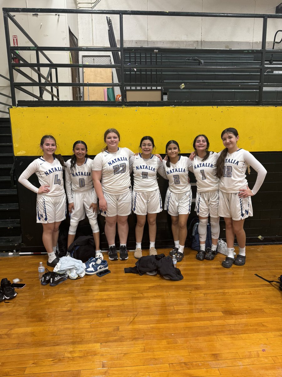 HoopsMustang's tweet photo. 8th Grade Lady Mustangs finished off the season going 1-2 in the District Tournament. Proud of how hard they have worked this year! #ChampionshipCulture #WeAre #AllIn #TTP https://t.co/cFTH8XEDeM