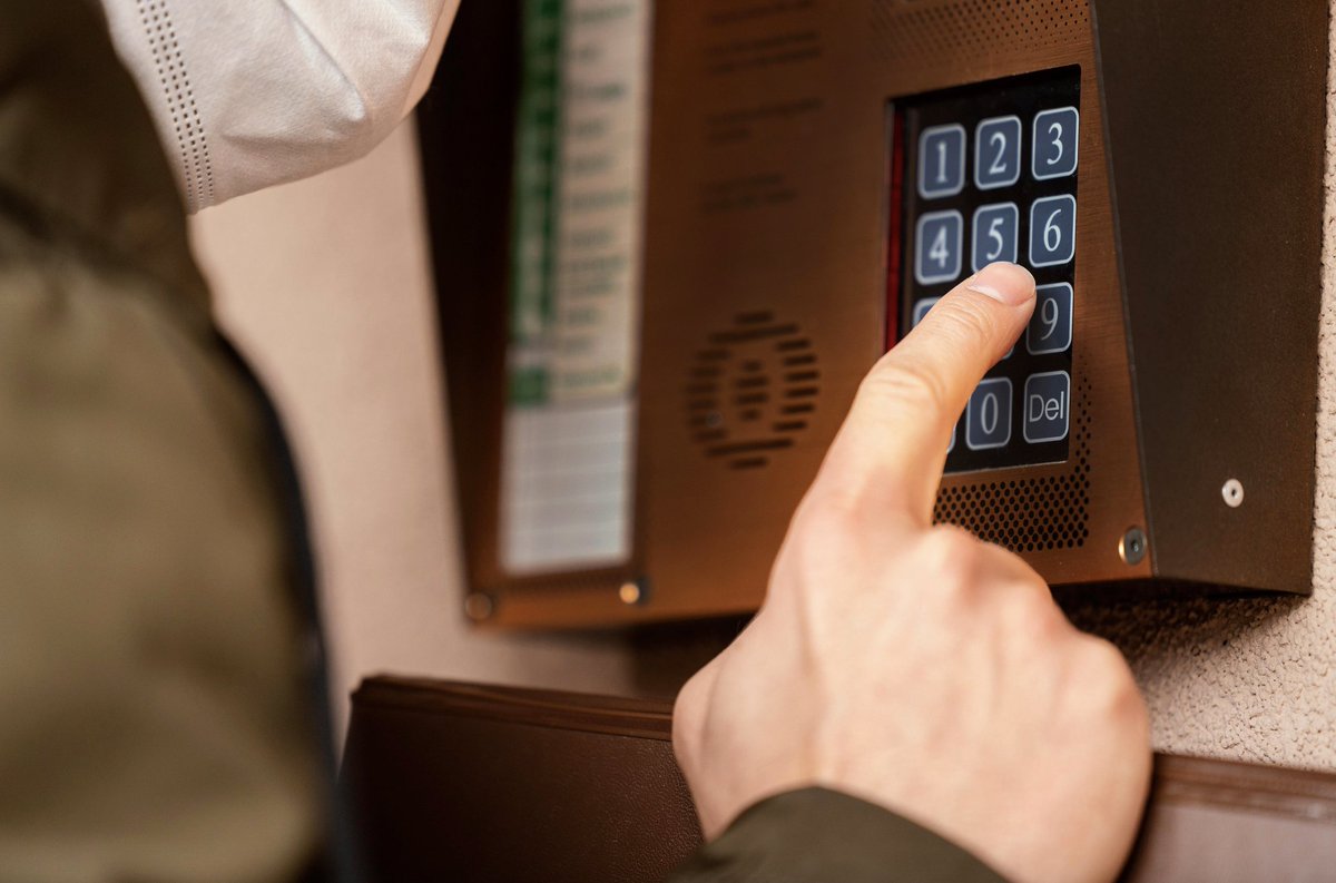 DknyLocksmith's tweet photo. Our Raleigh lock experts at DKNY Locksmith break down the top benefits of keypad locks in our latest blog. ✅ No keys, no hassle—just security and convenience!

📖 Read more: https://t.co/kNy7FccAPC 919-752-7557 
.
.
#Locksmith #RaleighLocksmith #RaleighNC https://t.co/X3BLuVKya9
