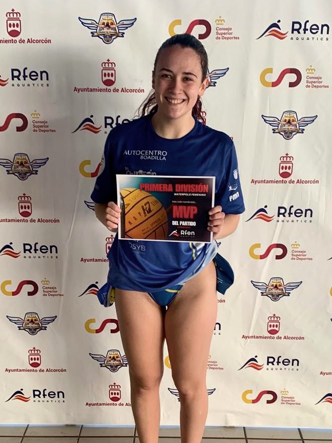 cnboadilla's tweet photo. #WP @RFEN_Oficial
#LN1DivFem
1ª Fase
Grupo A - Jor 13
Nuestra jugadora @ElenaDeLaCruzC5 ha sido la #MVP
🤽‍♀️🔝👏👏
Trabajazo de la #capitana para ayudar a sus compañeras de #equipo a sacar adelante un partido complicadísimo y seguir #invictas
#enhorabuena
#elpololopeta
#vachiquis https://t.co/kCyJV7nQZL