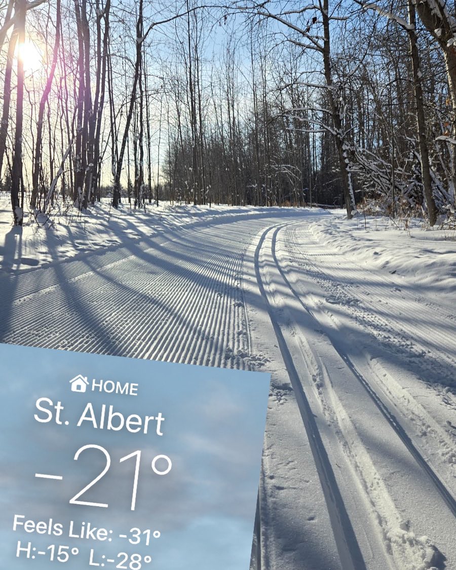 Our crazy groomers were out again getting trails ready for lessons and fun.
Lower Riverlot, Kingswood Park, Sturgeon Road and River Loop are all touched up! #skitrails