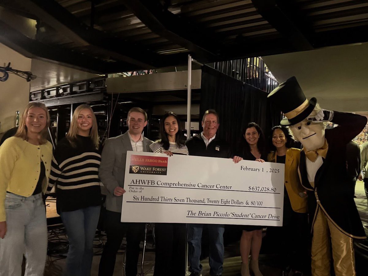 Ruben A. Mesa, MD (@mpdrc) on Twitter photo Huge thanks to students of <a href="/WakeForest/">Wake Forest University</a> for raising over $600K for life saving #CancerResearch at <a href="/AtriumHealthWFB/">Atrium Health Wake Forest Baptist</a> Comprehensive Cancer Center!! <a href="/PresidentWente/">Susan R. Wente</a> <a href="/JFreischlag/">Julie Freischlag, MD</a> <a href="/DavidZaasMD/">David Zaas, MD, MBA</a> <a href="/wakeforestmed/">Wake Forest University School of Medicine</a> <a href="/KatherineAnsley/">Katherine Ansley, MD</a> #GlennLesser <a href="/AtriumHealth/">Atrium Health</a> #LovedOneStandard <a href="/LevineCancer/">Levine Cancer</a> Huge thanks to students of <a href="/WakeForest/">Wake Forest University</a> for raising over $600K for life saving #CancerResearch at <a href="/AtriumHealthWFB/">Atrium Health Wake Forest Baptist</a> Comprehensive Cancer Center!! <a href="/PresidentWente/">Susan R. Wente</a> <a href="/JFreischlag/">Julie Freischlag, MD</a> <a href="/DavidZaasMD/">David Zaas, MD, MBA</a> <a href="/wakeforestmed/">Wake Forest University School of Medicine</a> <a href="/KatherineAnsley/">Katherine Ansley, MD</a> #GlennLesser <a href="/AtriumHealth/">Atrium Health</a> #LovedOneStandard <a href="/LevineCancer/">Levine Cancer</a>