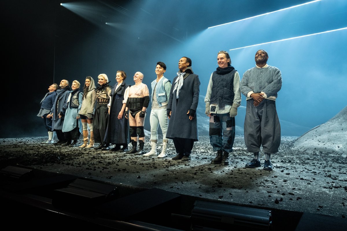 Our revels now are ended.

#TheTempest Final Performance 01.02.2025 

📸: <a href="/CraigSugden/">Craig Sugden</a>
