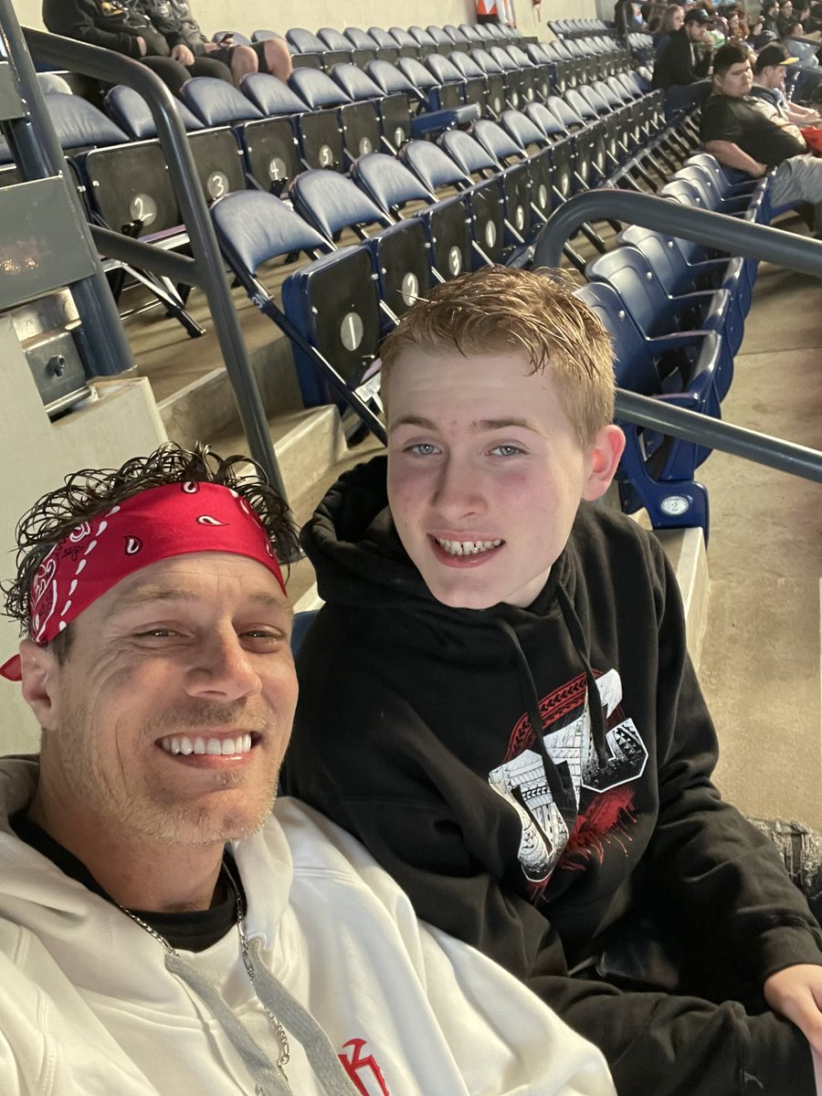 WindyCitySteam's tweet photo. We came to steal Dom’s girl! @YaOnlyLivvOnce 😍 #wwe #royalrumble #royalrumble2025 https://t.co/ubFcSB0vJe