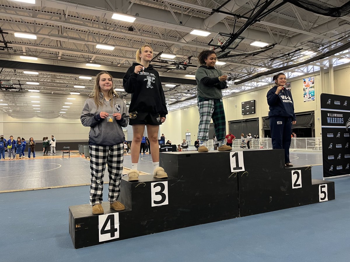 LPAthleticDept's tweet photo. Congratulations to our Girls Wrestling ⁦@IHSA_IL⁩ Sectional Qualifiers Ava Burns 140 4th 🏅
Joscelin Ritthamel 145 3rd 🥉Giovanna Sampognaro 155 4th 🏅 #WeAreLakePark https://t.co/weHiIscqr4