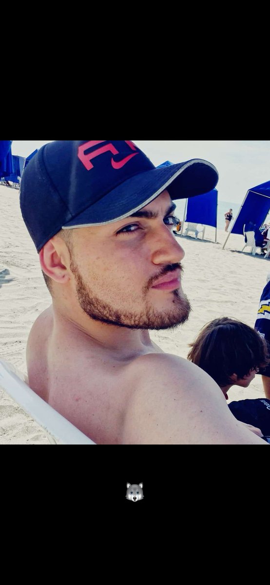 luisbernal970's tweet photo. 🔥 https://t.co/4yeYrj0UbJ