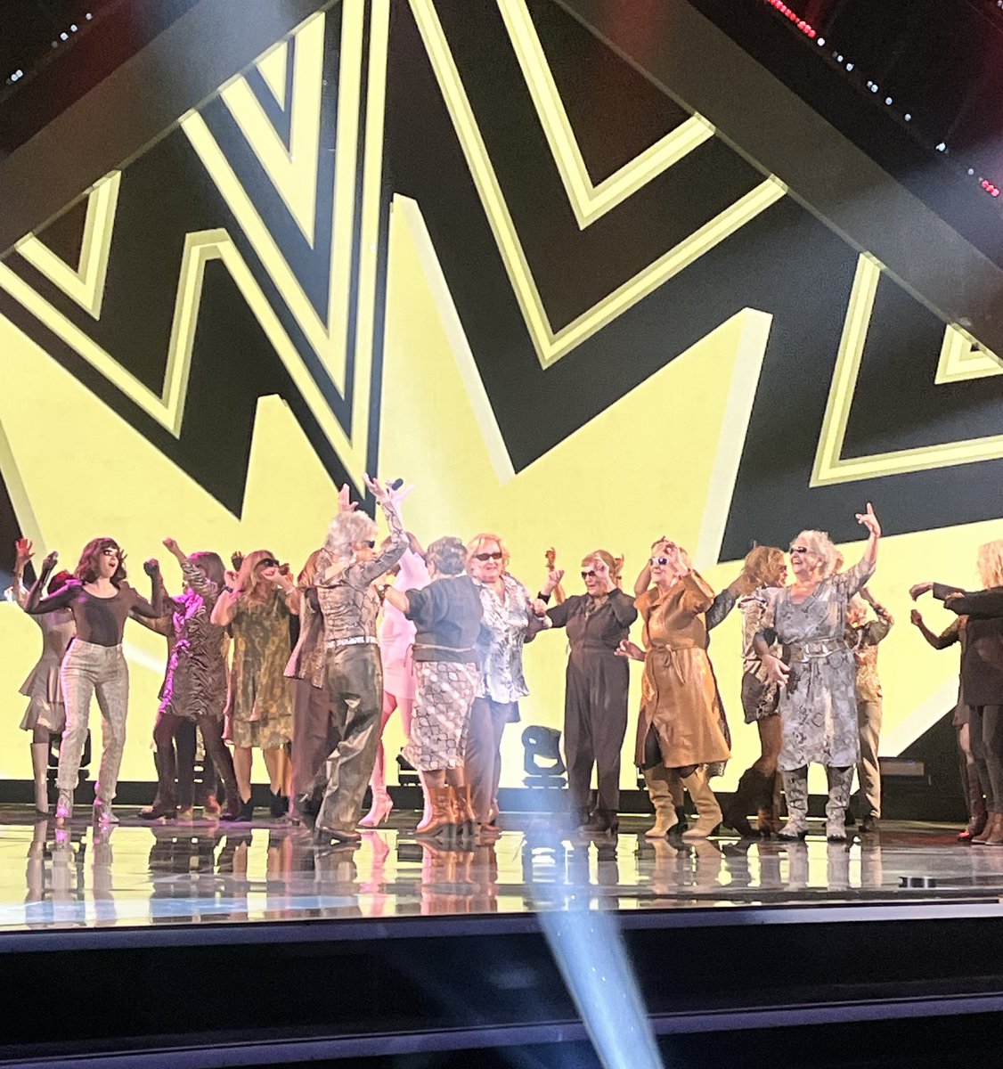 dios mio el momento abuelas de rigoberta MIL PUNTOS DE TELEVOTO EN EUROVISION
