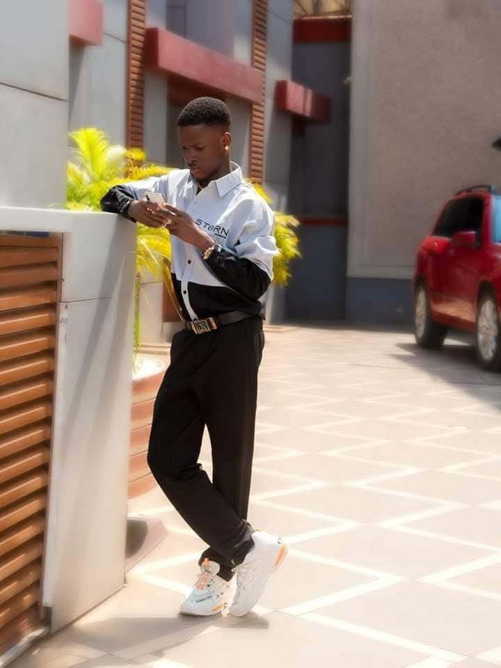 Pure in mind dangerous in heart ❤️💎🇳🇬

#purplesvee