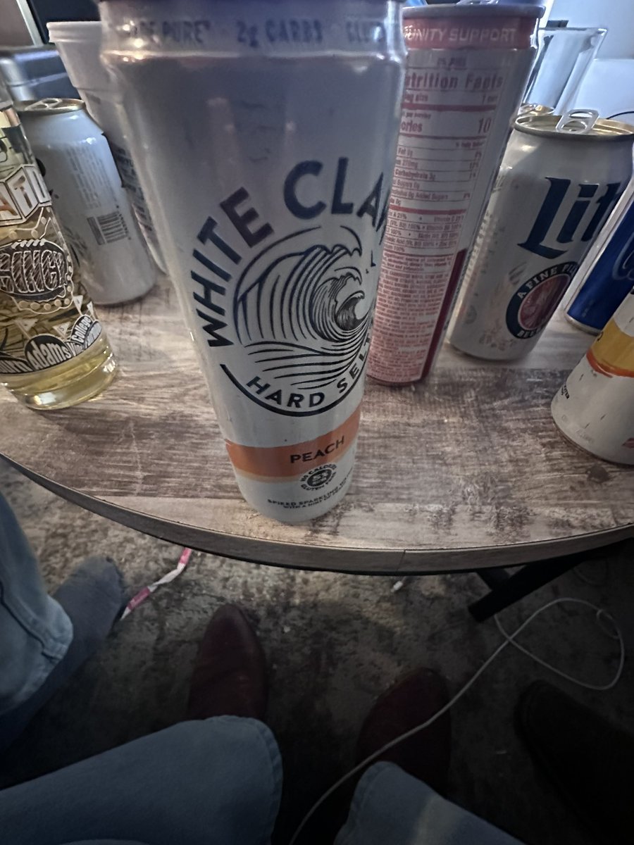 _leroyjenkins_5's tweet image. #nolaws idk what else to say