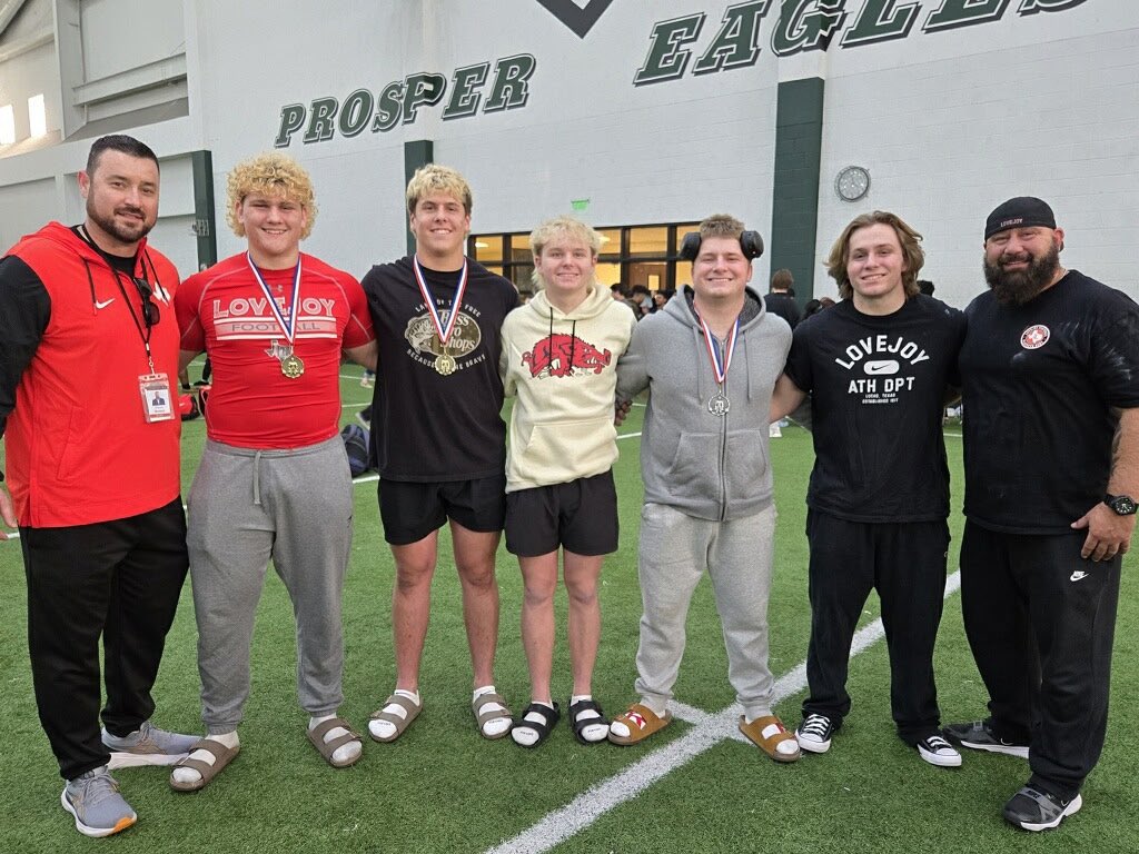 Great job at the Prosper meet, boys!

⭐️ <a href="/TyCsmith51/">Ty Smith</a> 🥇 in the 275s
⭐️ <a href="/GavinPrince29/">Gavin Prince</a> 🥇in the 220s
⭐️ <a href="/lukemichael1234/">Luke Sussman</a> 🥈 in the 198s
⭐️ Ben Sussman 4th in the 198s 
⭐️ Matthew Evans 6th in the 148s