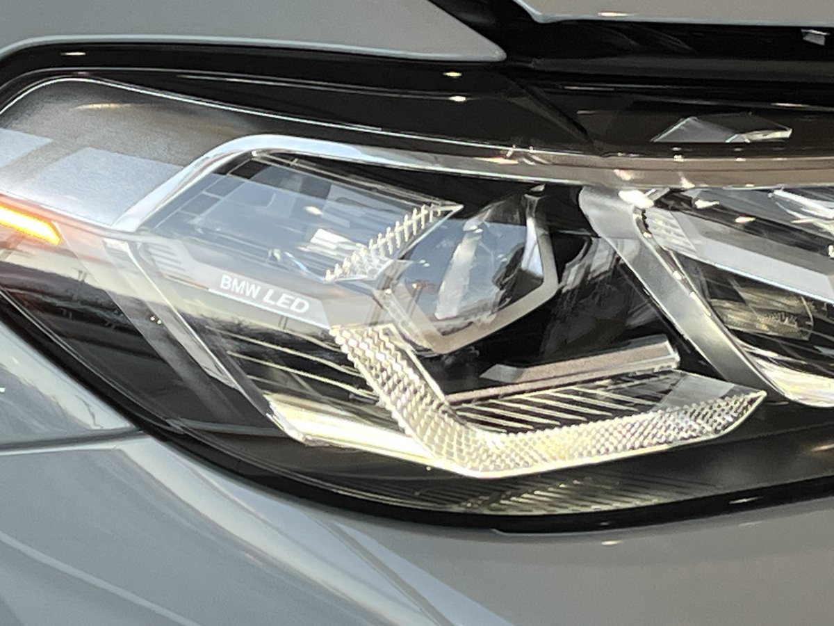 GraysonBMW's tweet image. The BMW X4 M has Adaptive Full LED Headlights, which provide better visibility in low-light conditions and help the driver see more clearly at night.  Our 2024 X4 M is on the showroom floor. 

Info: graysonbmw.com/new/BMW/2024-B…. 

#ledlights #adaptiveled #bmw #headlights #bmwX4 #X4